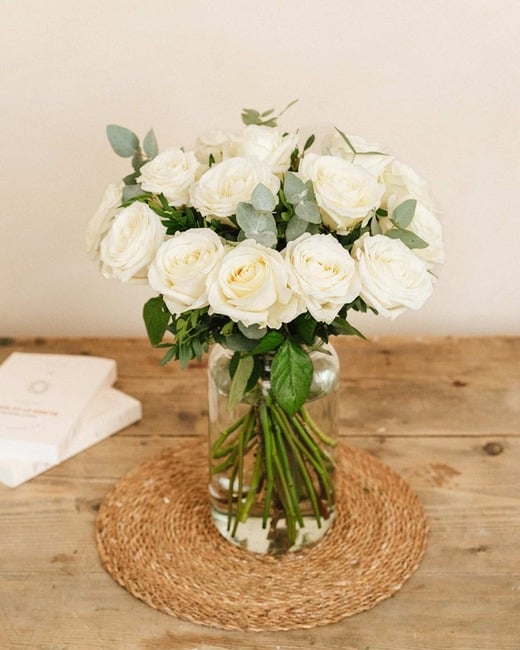 Kanel-florist-delivery-rose-flowers-Rena